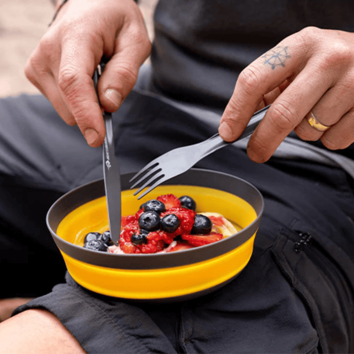 Sea to Summit Tableware Frontier UL Collapsible Bowl